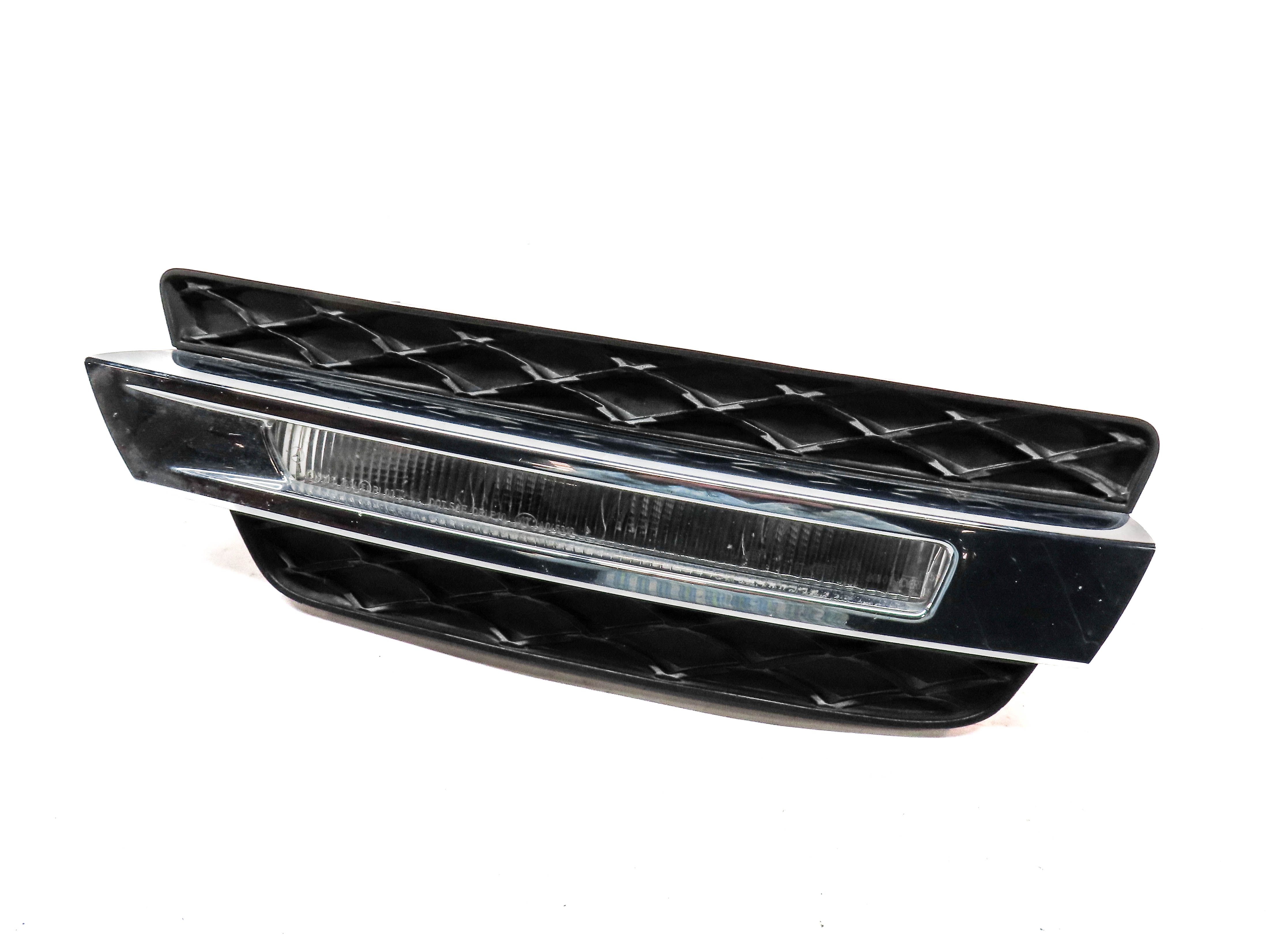2013-2016 MERCEDES GL350 GL450 (X166) LEFT FRONT DRIVER DRL FOGLIGHT LAMP — exact item pictured